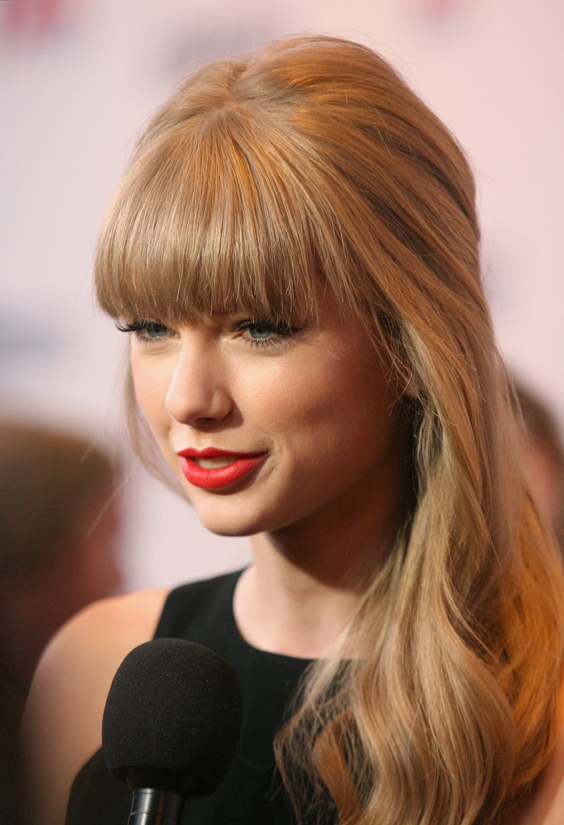 Taylor Swift at Z100's 2012 Jingle Ball — photo 308