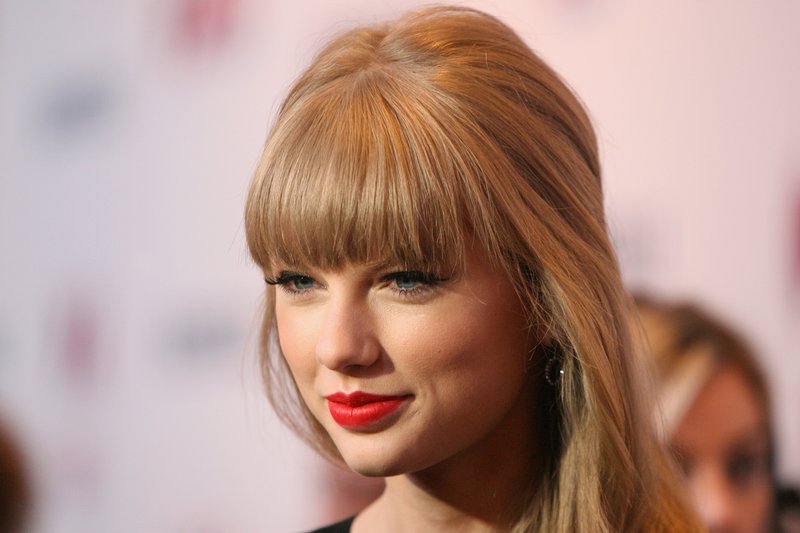 Taylor Swift at Z100's 2012 Jingle Ball — photo 311