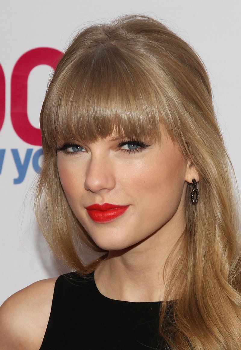 Taylor Swift at Z100's 2012 Jingle Ball — photo 317