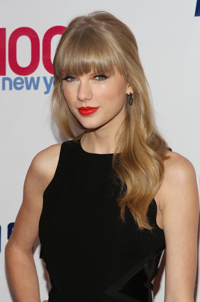 Taylor Swift at Z100's 2012 Jingle Ball — photo 324