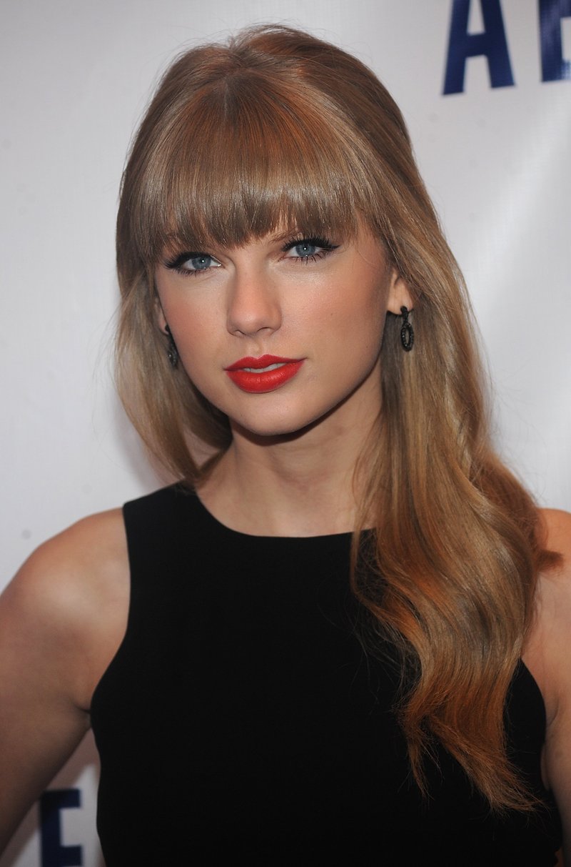 Taylor Swift at Z100's 2012 Jingle Ball — photo 343