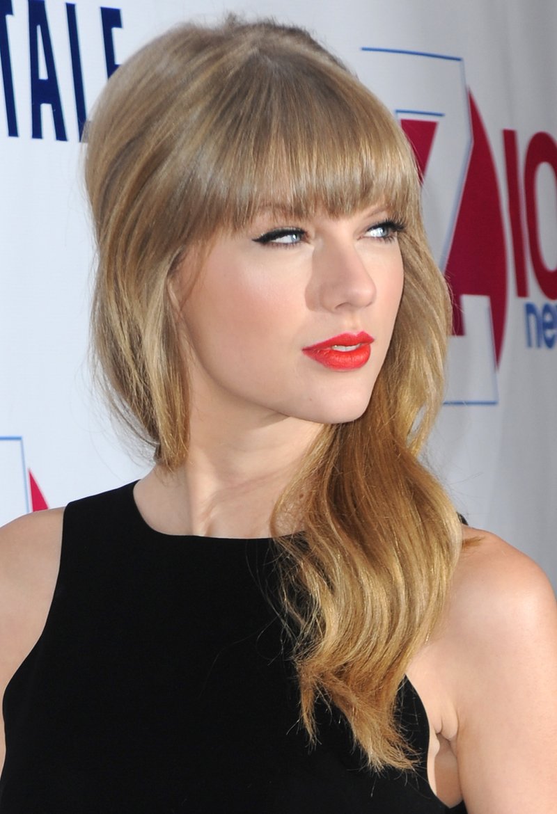 Taylor Swift at Z100's 2012 Jingle Ball — photo 365