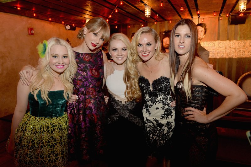 Taylor Swift at Big Machine Label Group CMA Awards After Party — photo 7