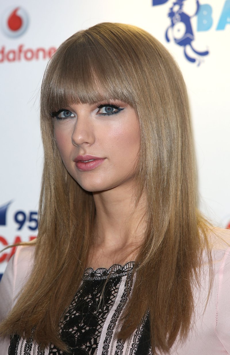 Taylor Swift at 2013 Capital FM Summertime Ball — photo 7