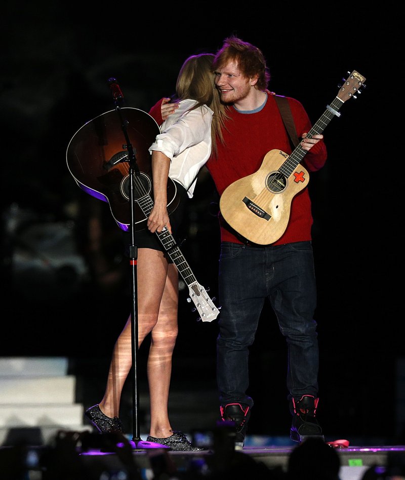 Taylor Swift at 2013 Capital FM Summertime Ball — photo 107