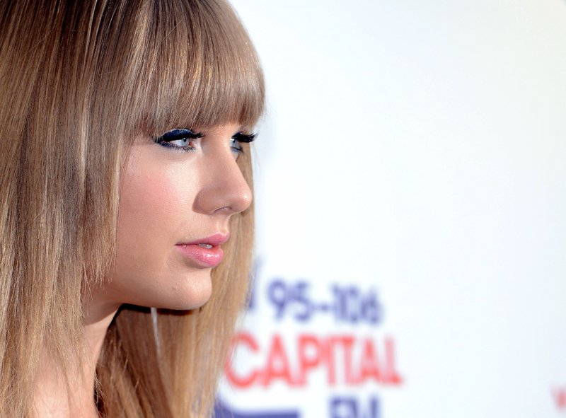 Taylor Swift at 2013 Capital FM Summertime Ball — photo 156