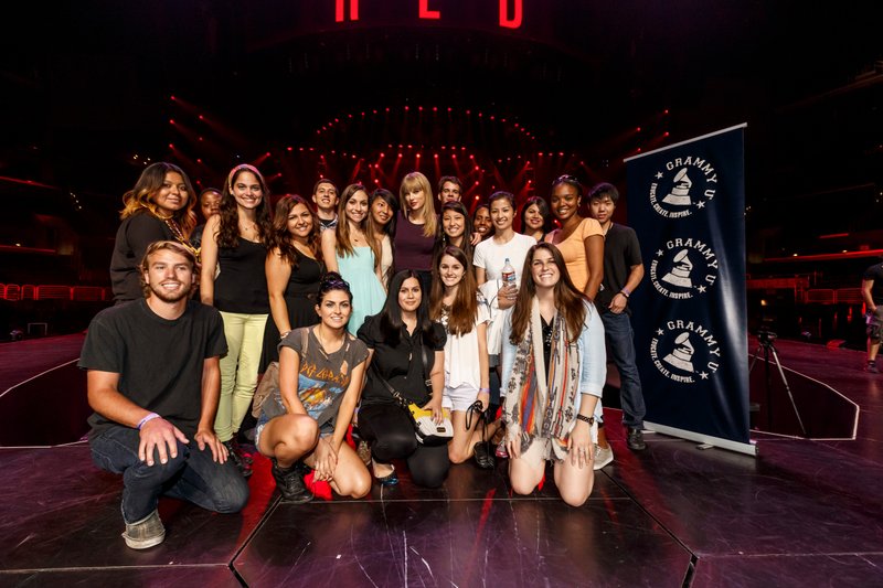 Taylor Swift at GRAMMY U SoundChecks With Taylor Swift — photo 11