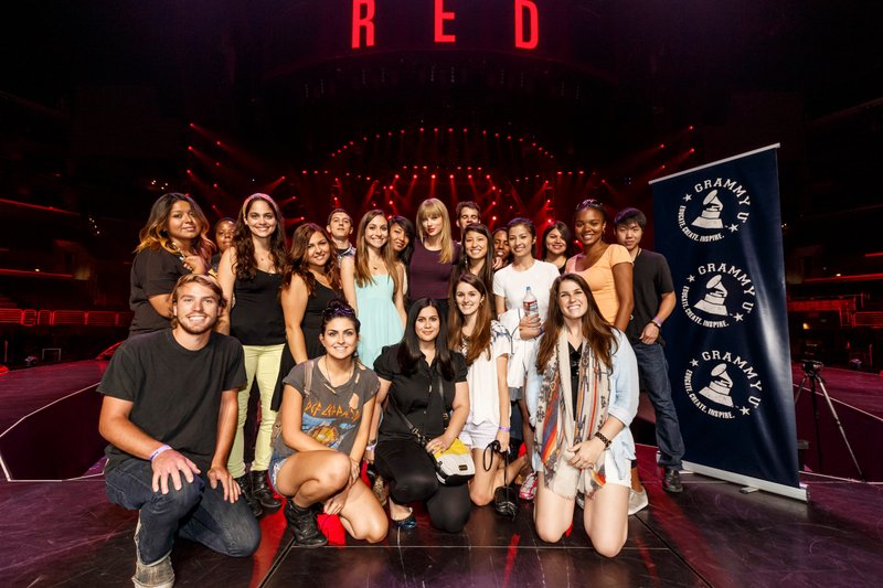 Taylor Swift at GRAMMY U SoundChecks With Taylor Swift — photo 15