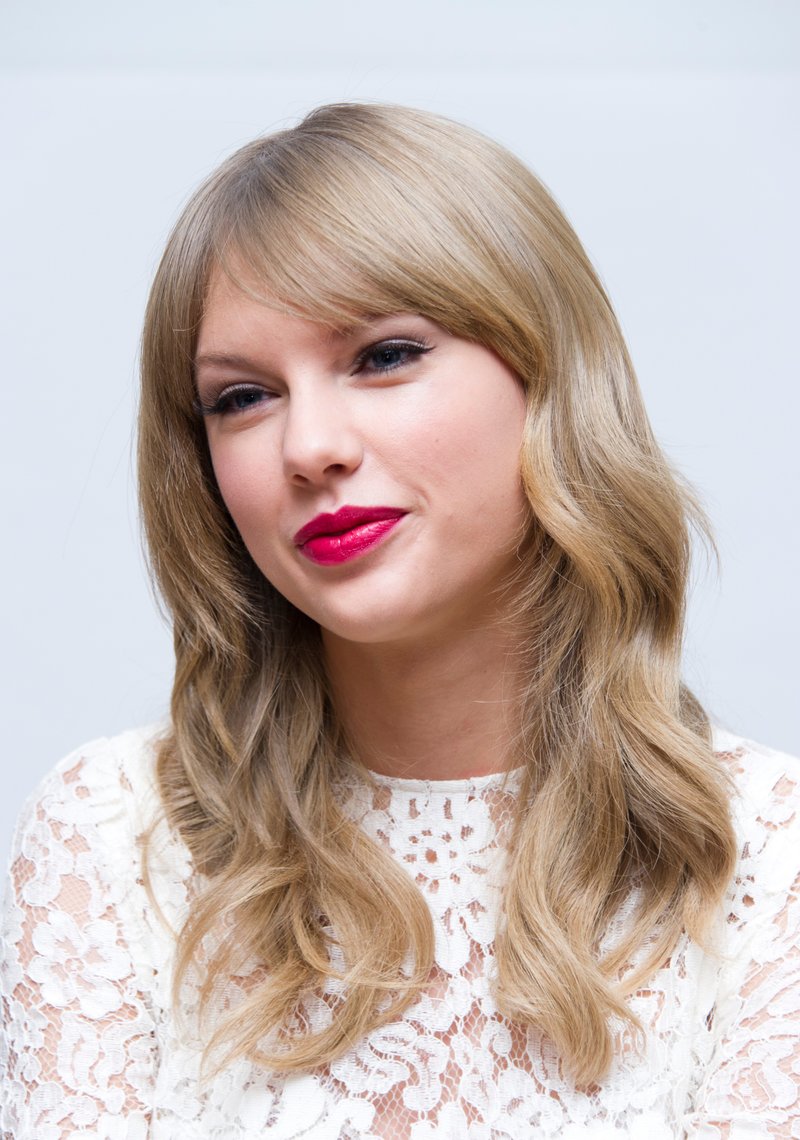 Taylor Swift at "One Chance" Press Conference — photo 25