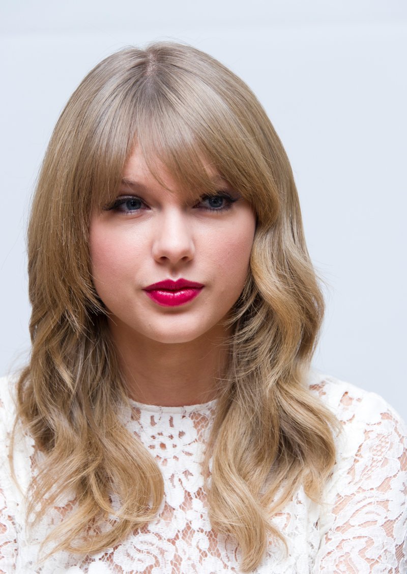 Taylor Swift at "One Chance" Press Conference — photo 26