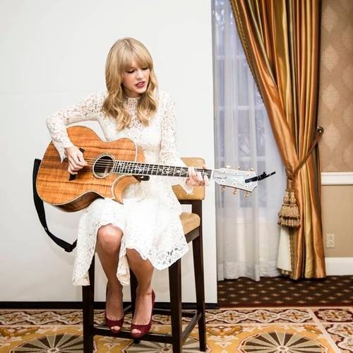 Taylor Swift at "One Chance" Press Conference — photo 58
