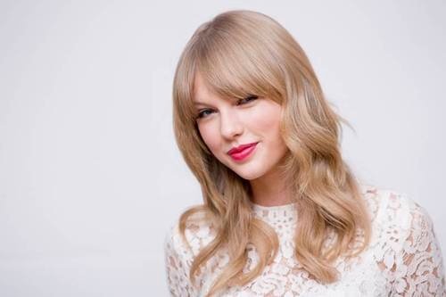 Taylor Swift at "One Chance" Press Conference — photo 61