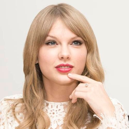 Taylor Swift at "One Chance" Press Conference — photo 74