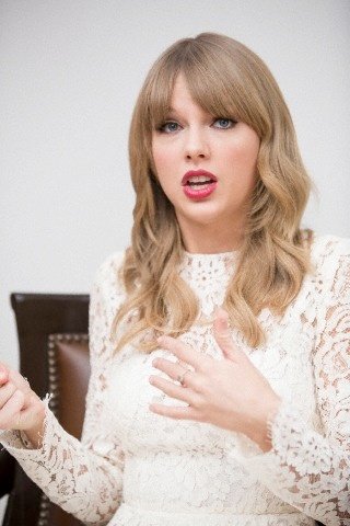 Taylor Swift at "One Chance" Press Conference — photo 82