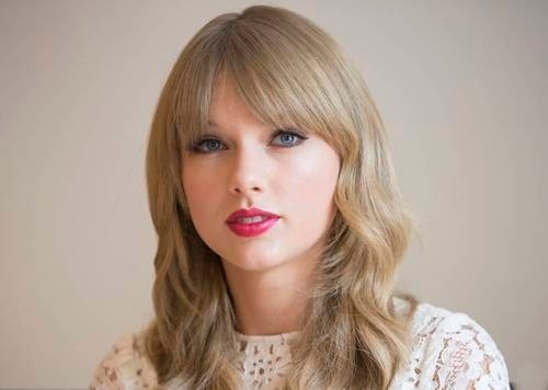 Taylor Swift at "One Chance" Press Conference — photo 83