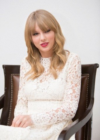 Taylor Swift at "One Chance" Press Conference — photo 92