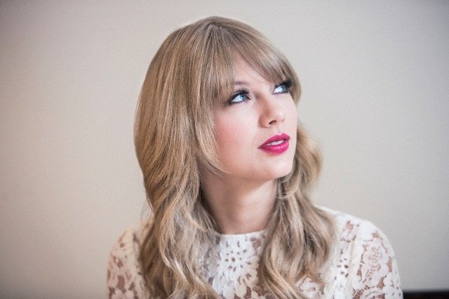Taylor Swift at "One Chance" Press Conference — photo 93
