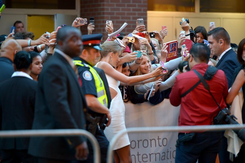 Taylor Swift at "One Chance" World Premiere — photo 52