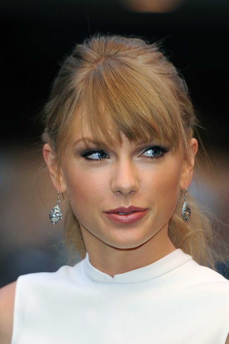 Taylor Swift at "One Chance" World Premiere — photo 102