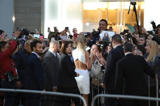 Taylor Swift at "One Chance" World Premiere — photo 111