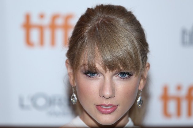 Taylor Swift at "One Chance" World Premiere — photo 123