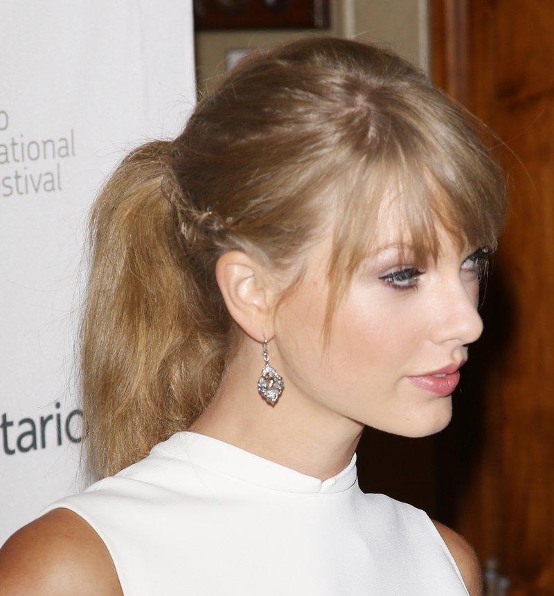 Taylor Swift at "One Chance" World Premiere — photo 149