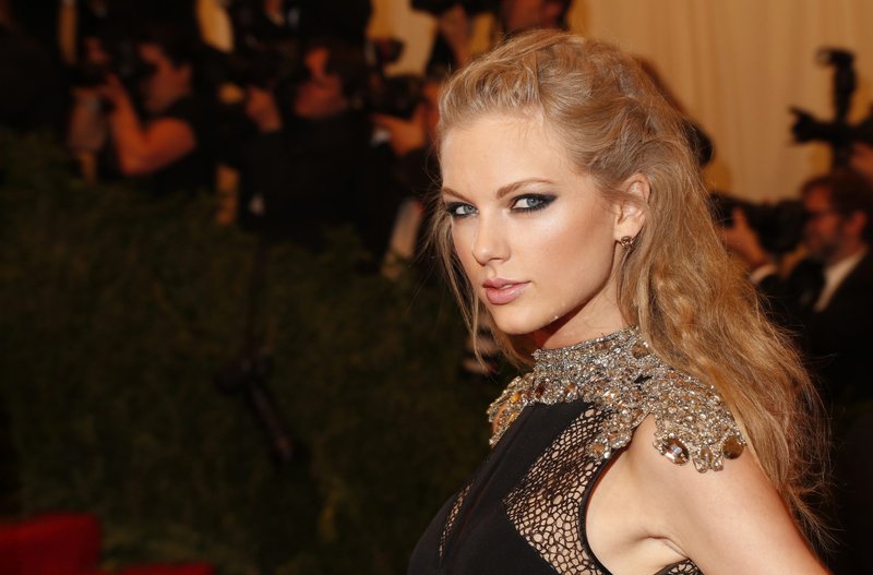 Taylor Swift at "PUNK: Chaos To Couture" Costume Institute Gala — photo 74