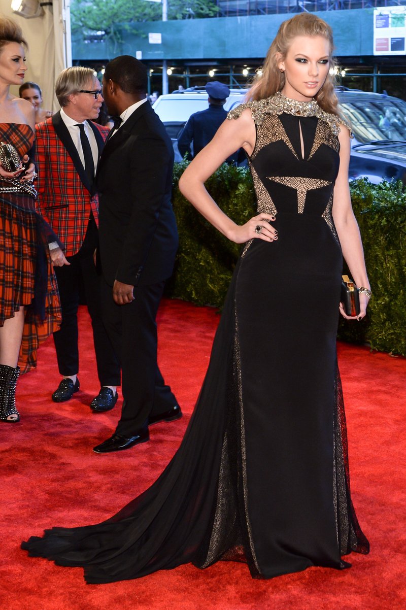 Taylor Swift at "PUNK: Chaos To Couture" Costume Institute Gala — photo 96