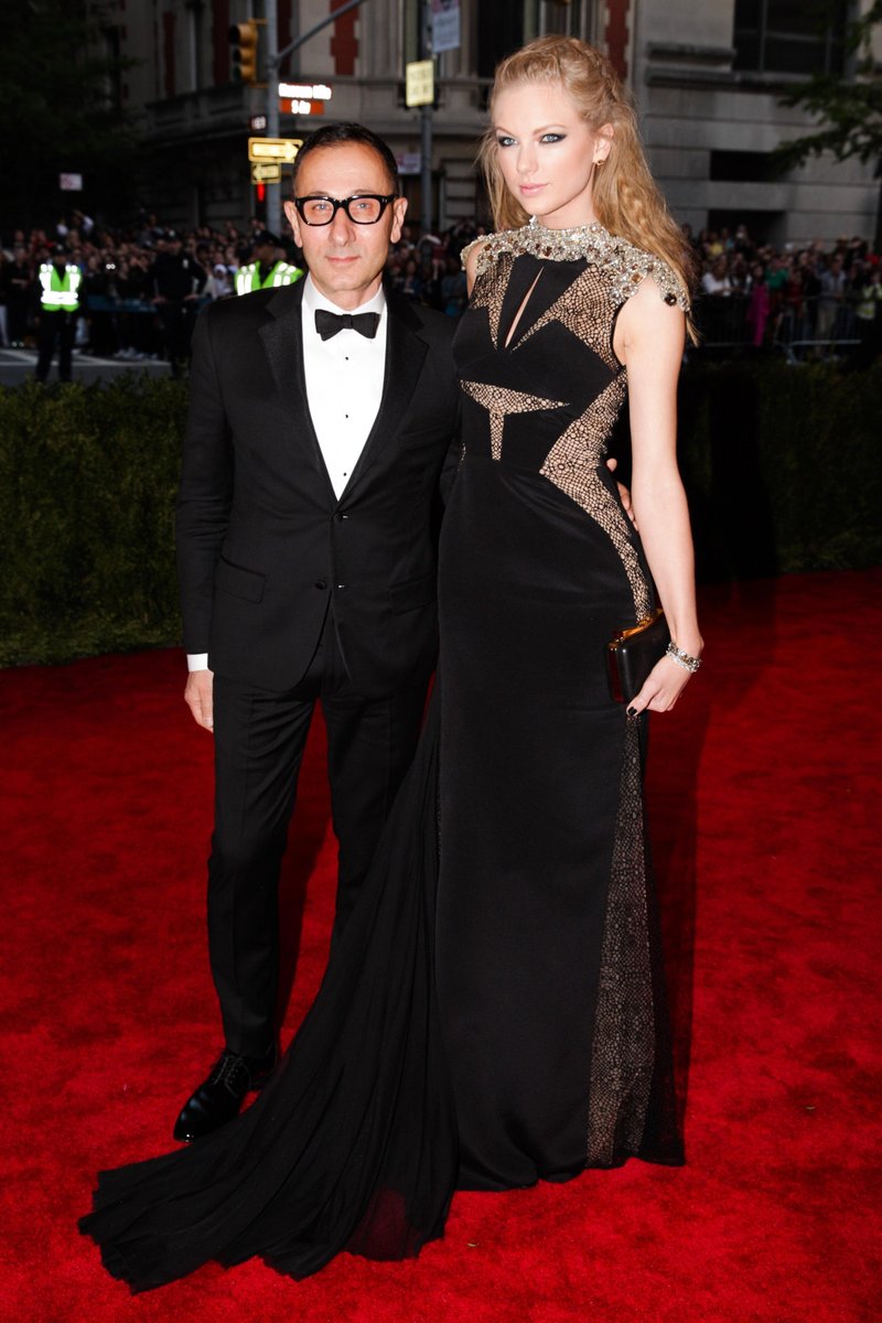 Taylor Swift at "PUNK: Chaos To Couture" Costume Institute Gala — photo 113