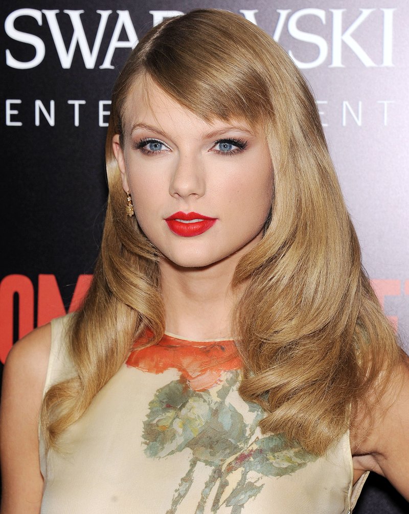 Taylor Swift at "Romeo And Juliet" Premiere — photo 9