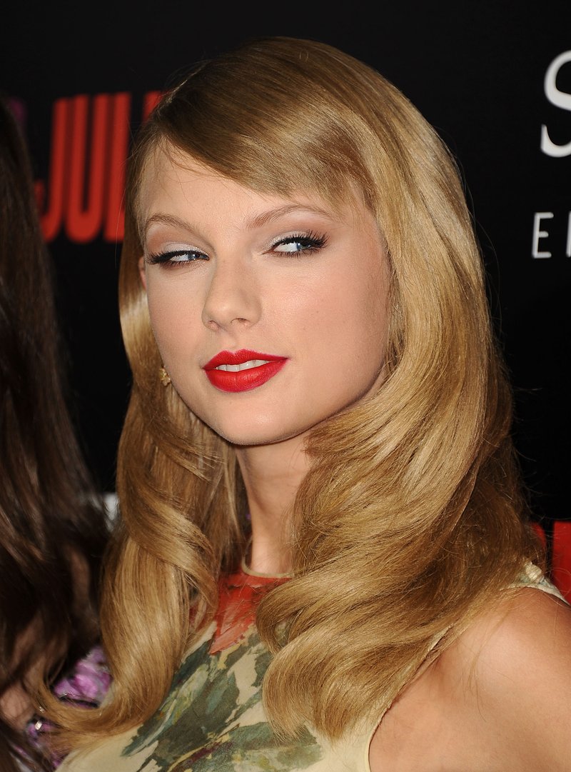 Taylor Swift at "Romeo And Juliet" Premiere — photo 133