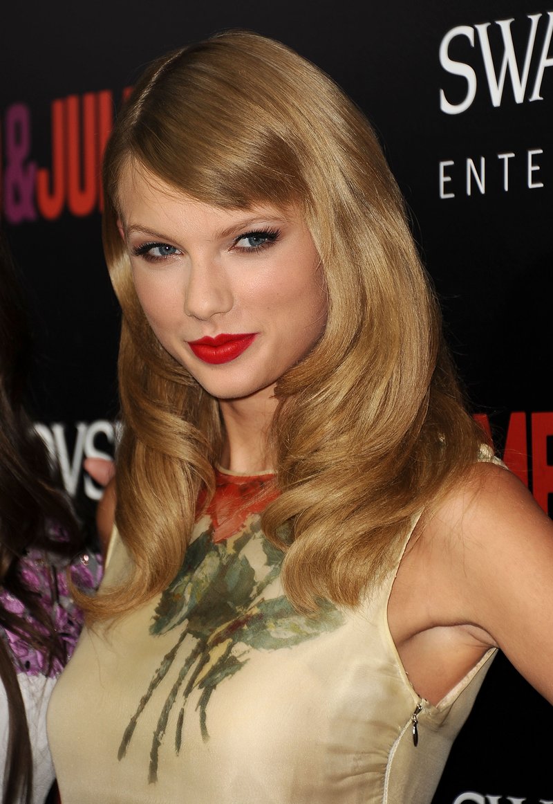 Taylor Swift at "Romeo And Juliet" Premiere — photo 137