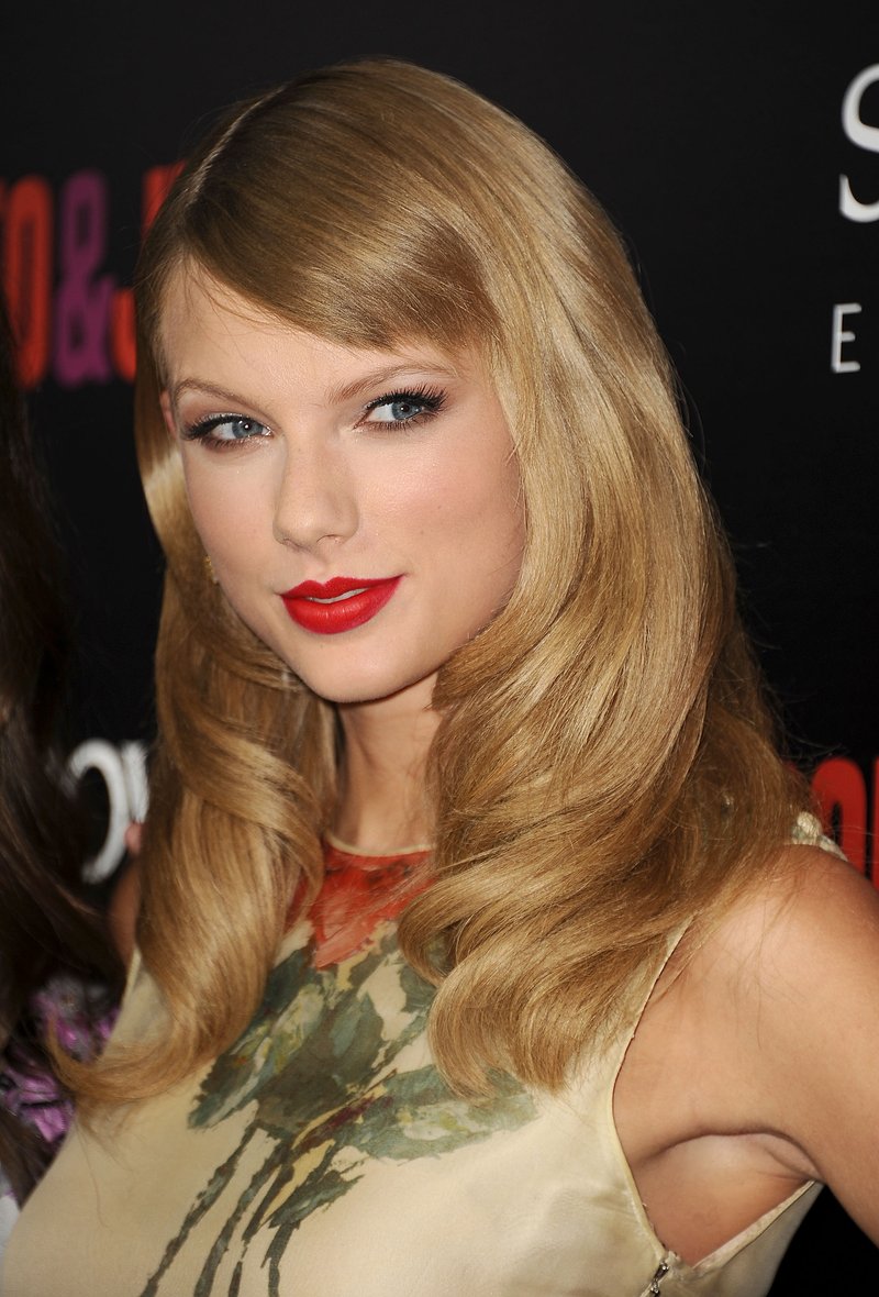 Taylor Swift at "Romeo And Juliet" Premiere — photo 139