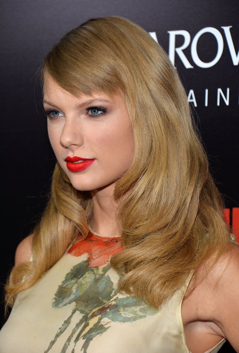 Taylor Swift at "Romeo And Juliet" Premiere — photo 154