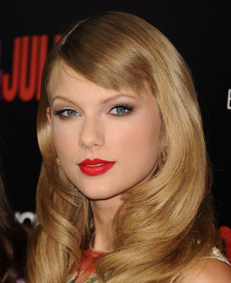 Taylor Swift at "Romeo And Juliet" Premiere — photo 164