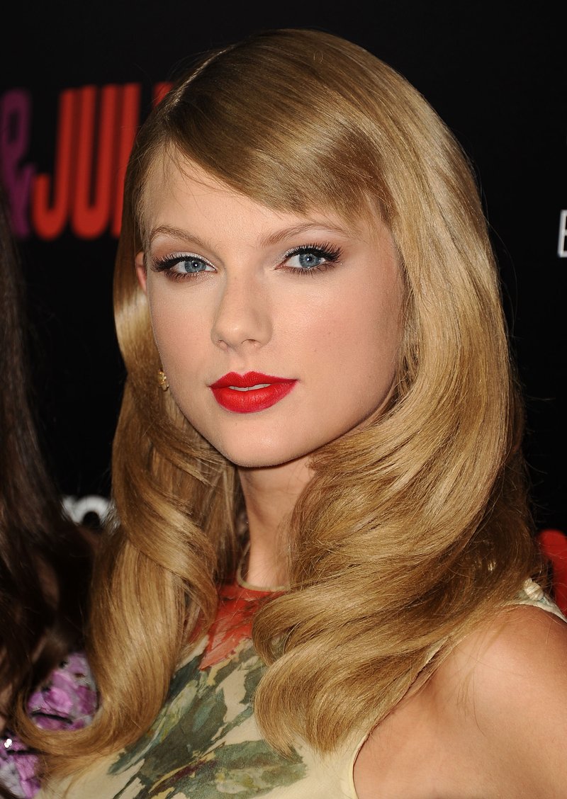 Taylor Swift at "Romeo And Juliet" Premiere — photo 181