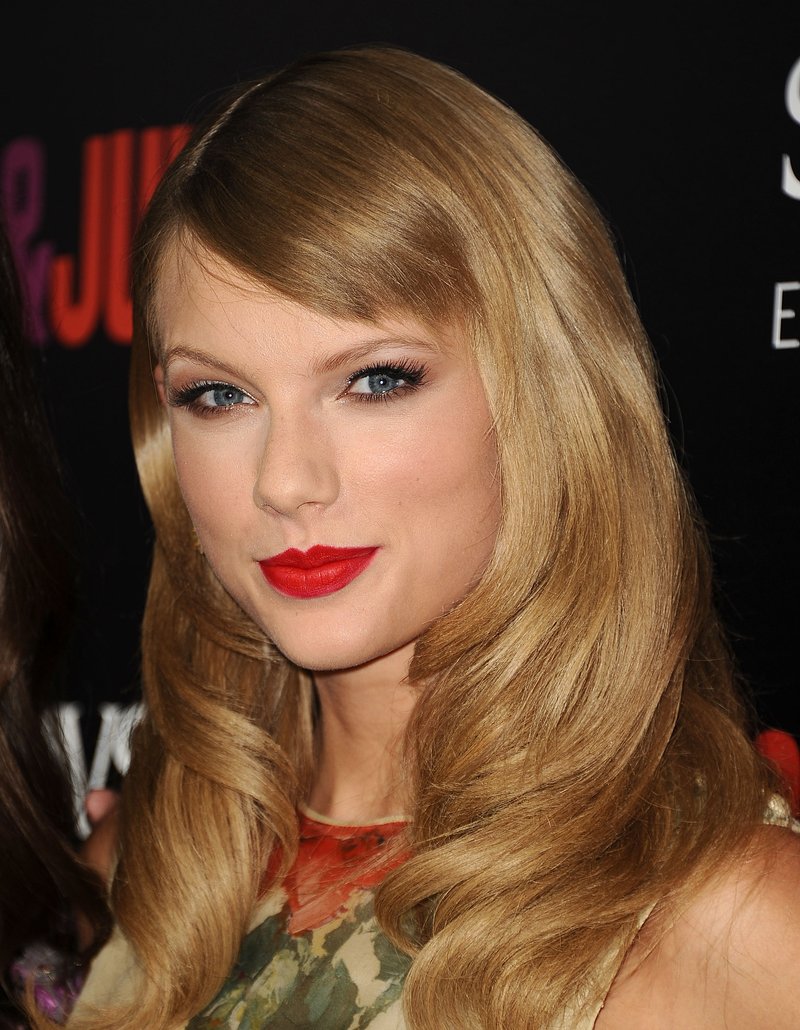 Taylor Swift at "Romeo And Juliet" Premiere — photo 187