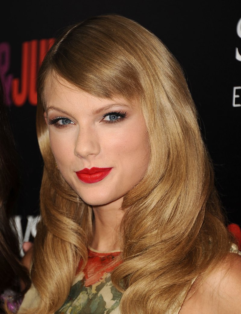 Taylor Swift at "Romeo And Juliet" Premiere — photo 214
