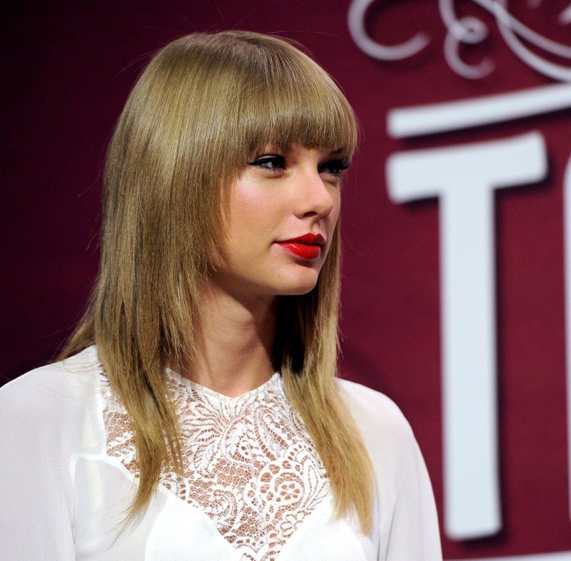 Taylor Swift at Staples Center Press Conference — photo 124