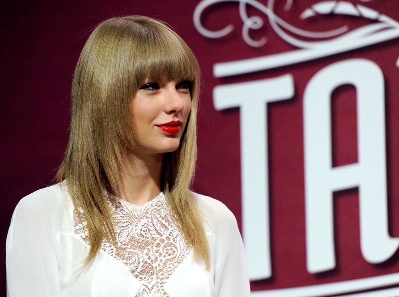 Taylor Swift at Staples Center Press Conference — photo 130