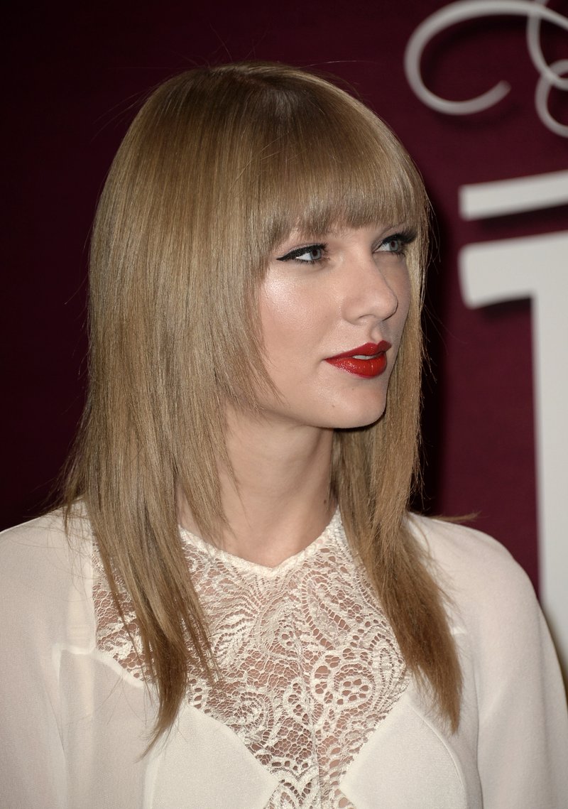 Taylor Swift at Staples Center Press Conference — photo 140