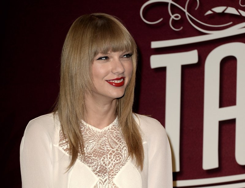 Taylor Swift at Staples Center Press Conference — photo 143