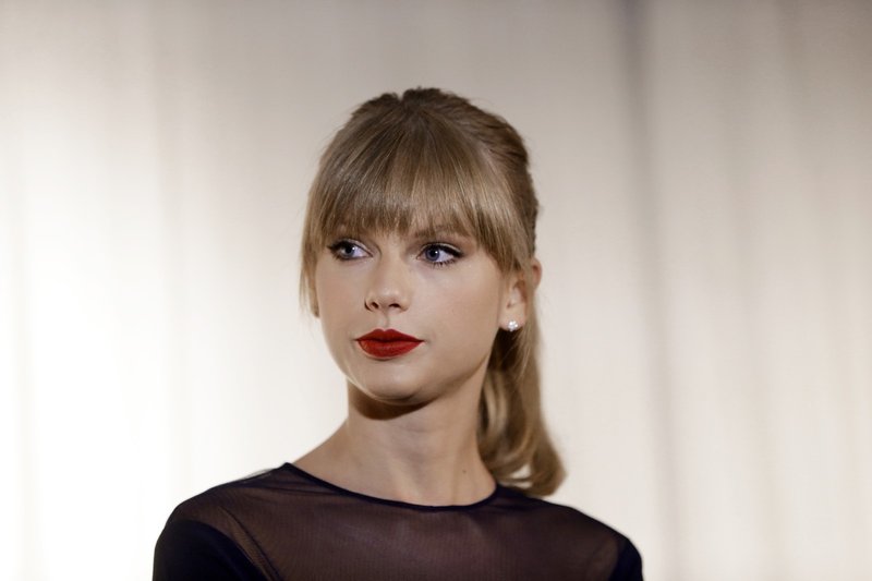 Taylor Swift at Taylor Swift Education Center  Opening — photo 27
