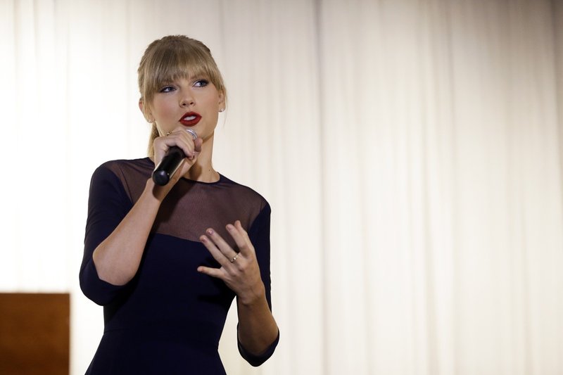 Taylor Swift at Taylor Swift Education Center  Opening — photo 34