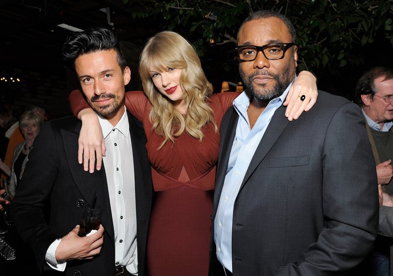 Taylor Swift at The Weinstein Company's Holiday Party — photo 5