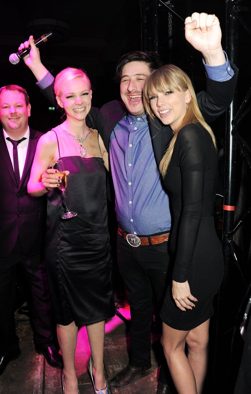 Taylor Swift at Universal Music Brits Party — photo 24