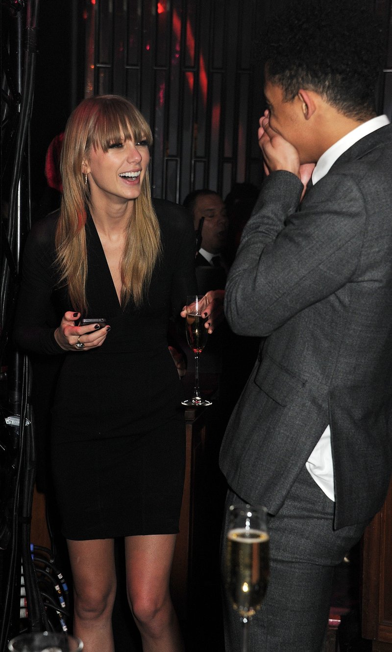 Taylor Swift at Universal Music Brits Party — photo 27