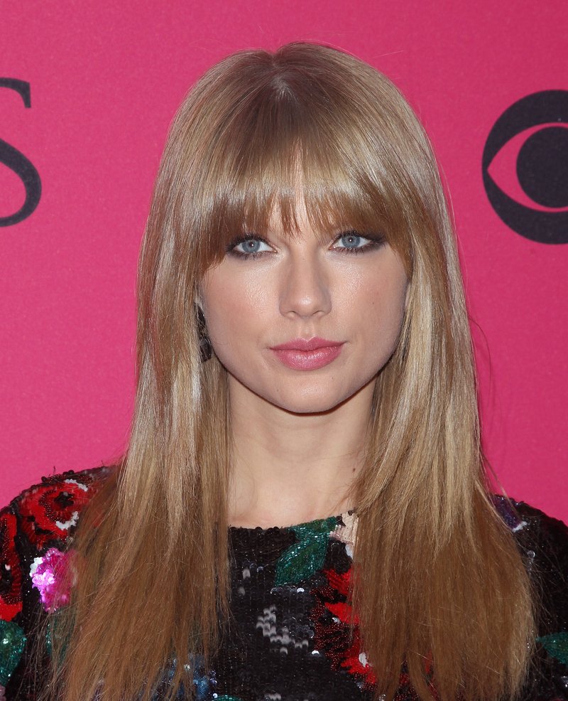 Taylor Swift at 2013 Victoria's Secret Fashion Show — photo 275
