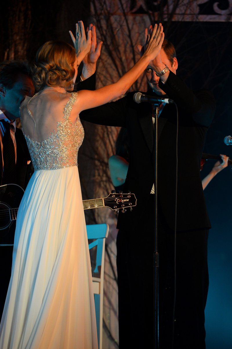 Taylor Swift at Winter Whites Gala — photo 137
