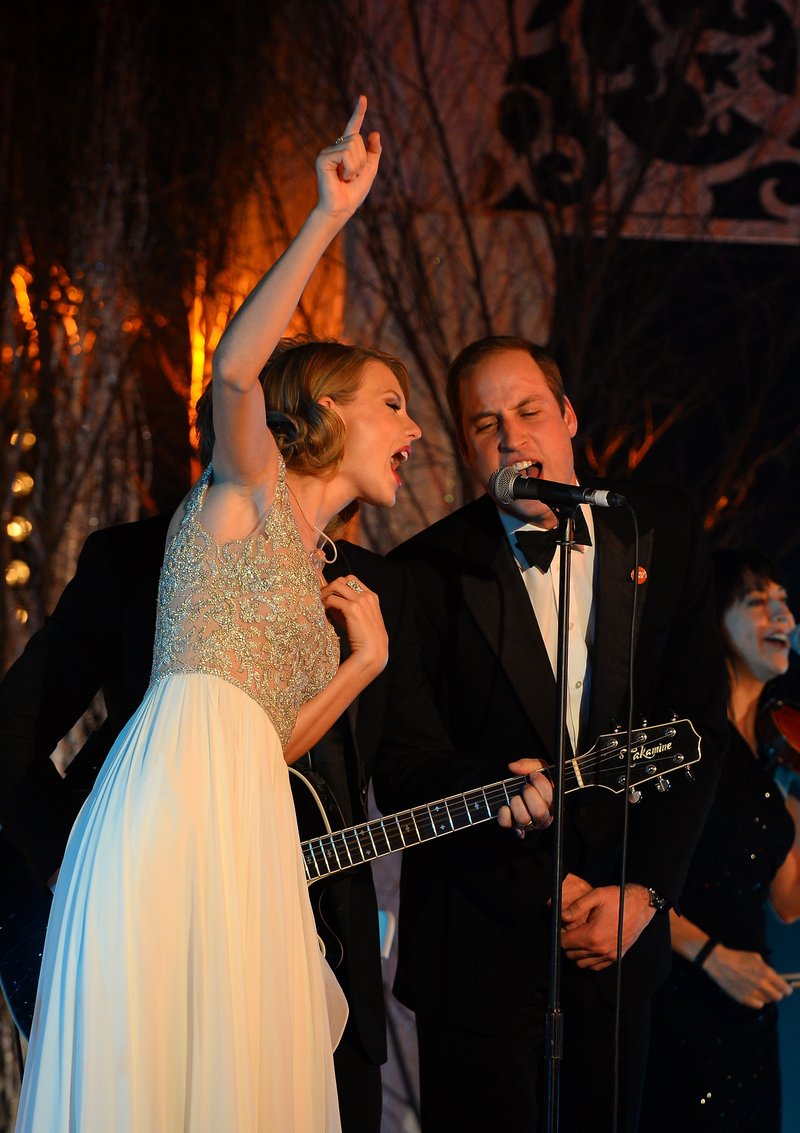 Taylor Swift at Winter Whites Gala — photo 140